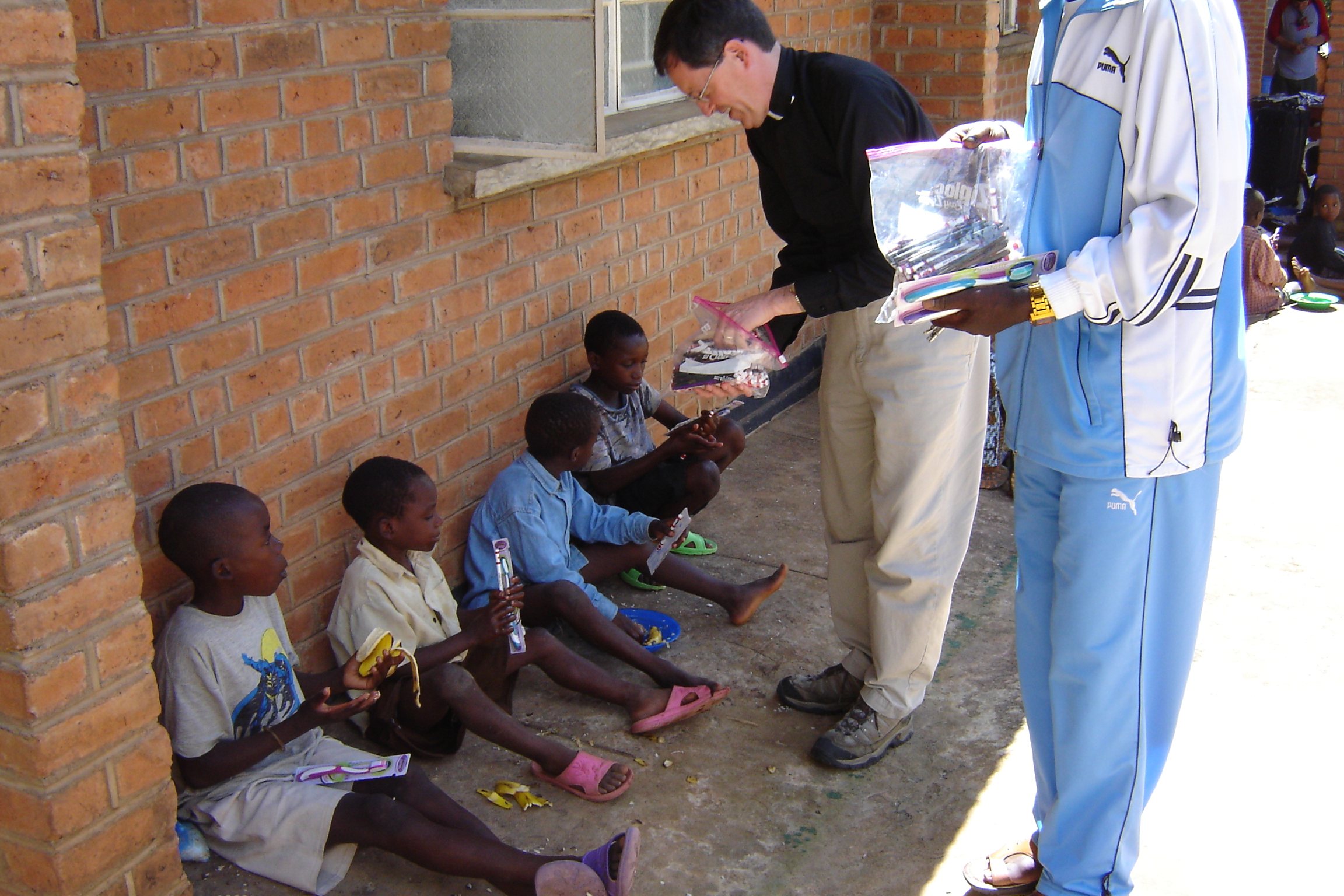 Peter Walker Chats with Children